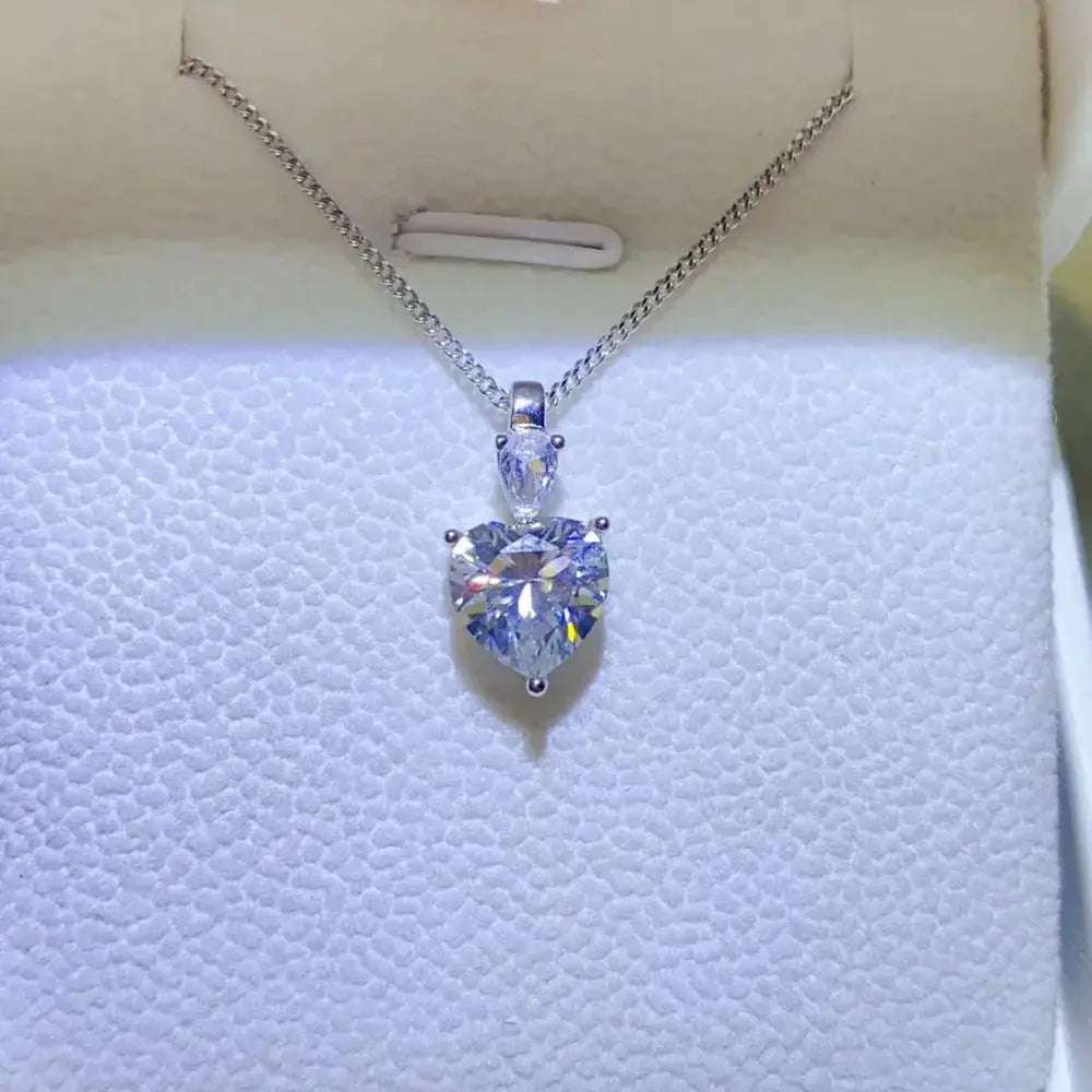 2 Carat Moissanite 925 Sterling Silver Heart Pendant Necklace - Makw Official Site