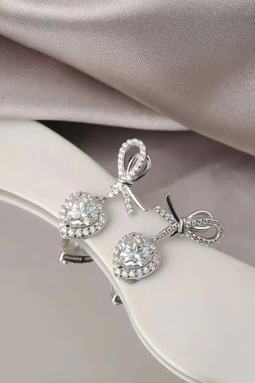 2 Carat Moissanite 925 Sterling Silver Heart Earrings - Makw Official Site