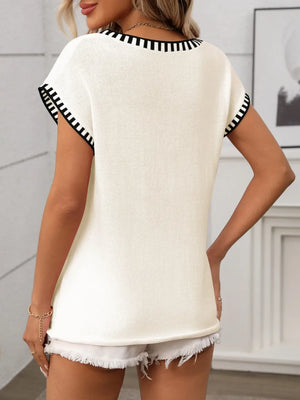 Contrast Trim V-Neck Short Sleeve Knit Top - Makw Official Site