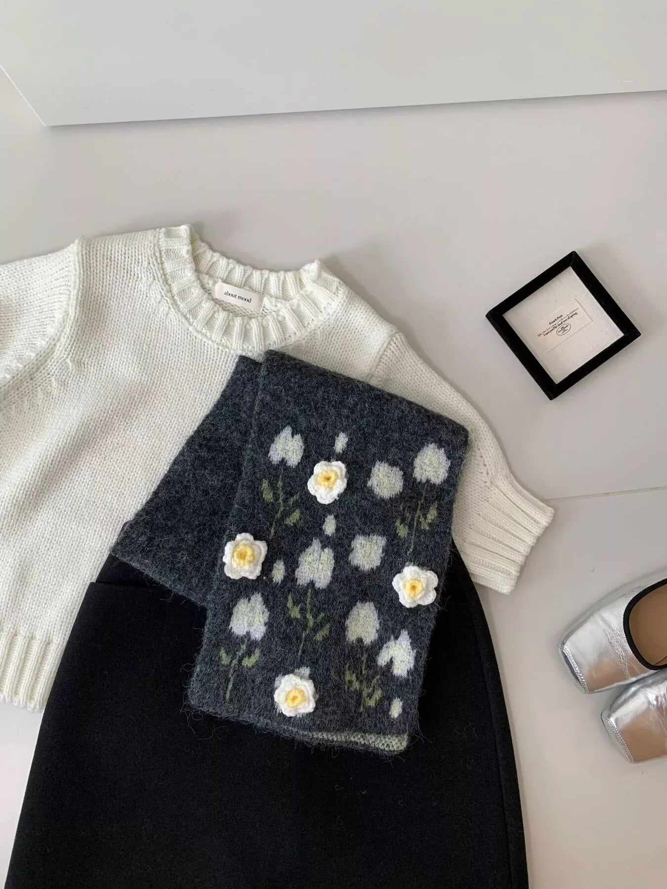 Floral Soft Winter Scarf - Makw Official Site