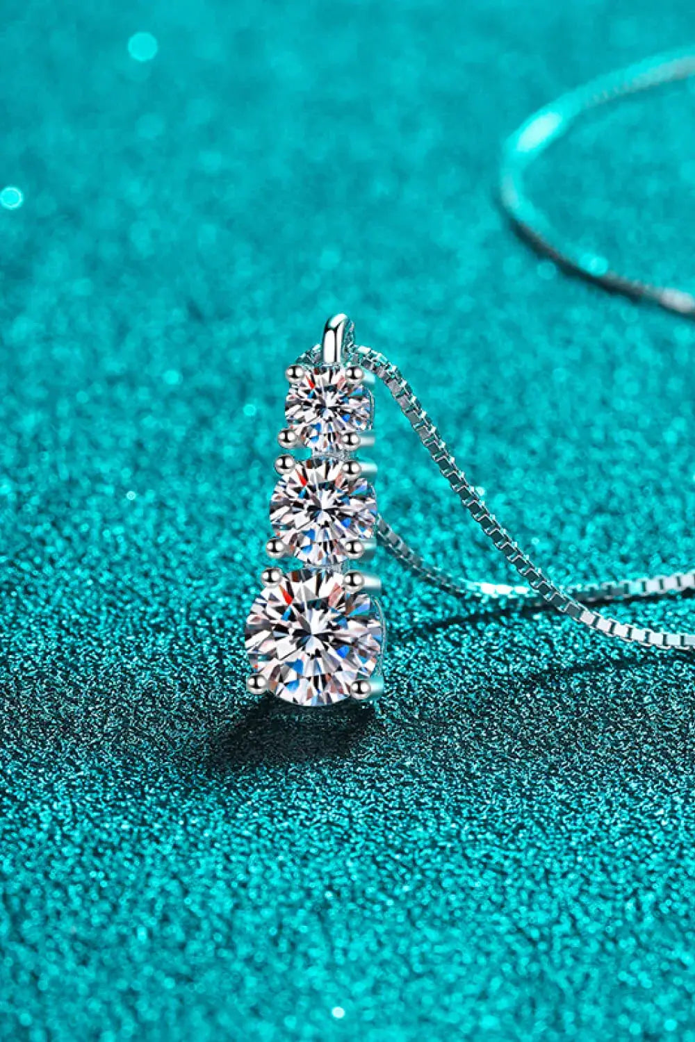 Moissanite Triple-Pendant Necklace - Makw Official Site