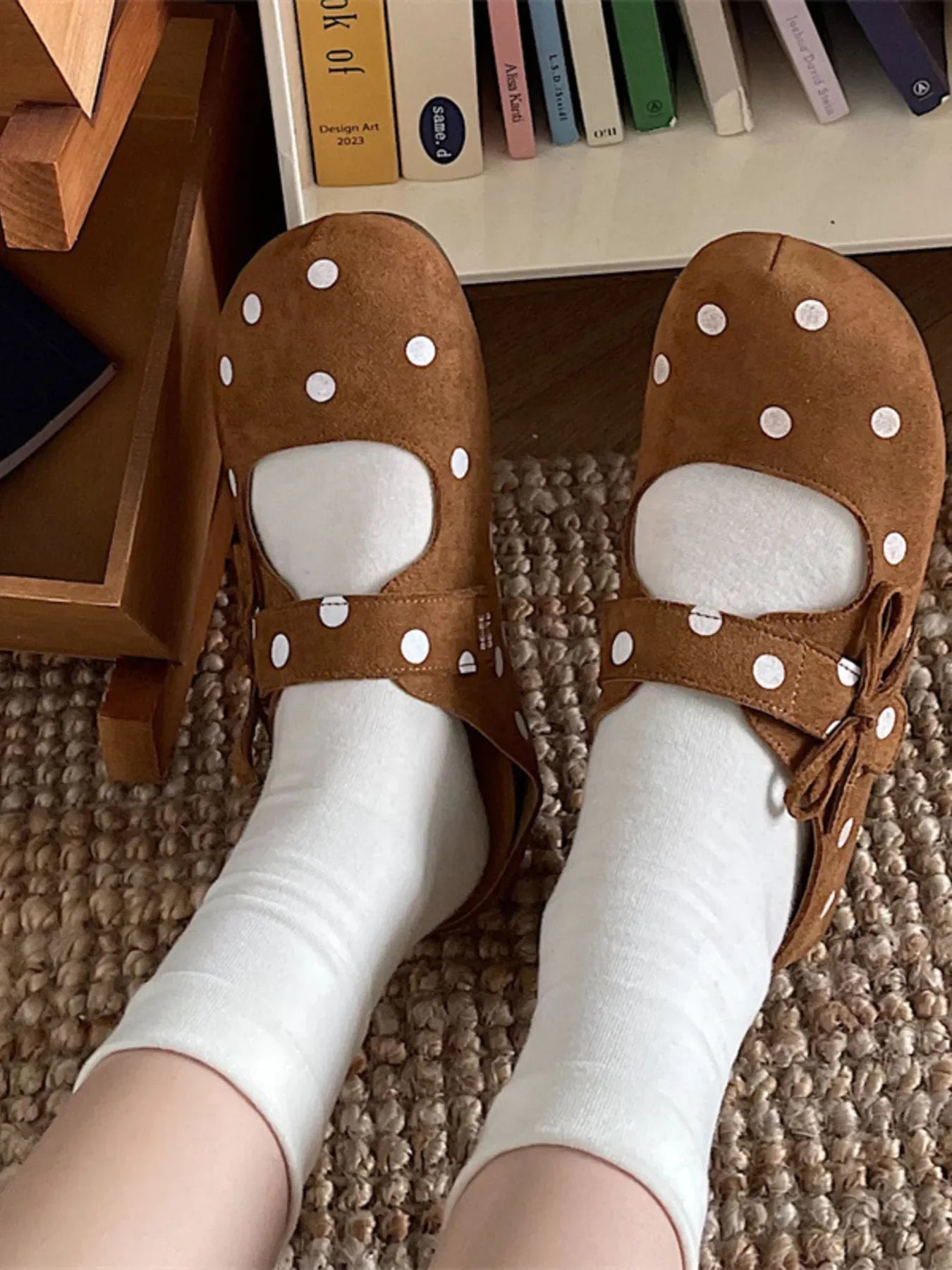 Polka Dot Round Toe Slip-Ons - Makw Official Site