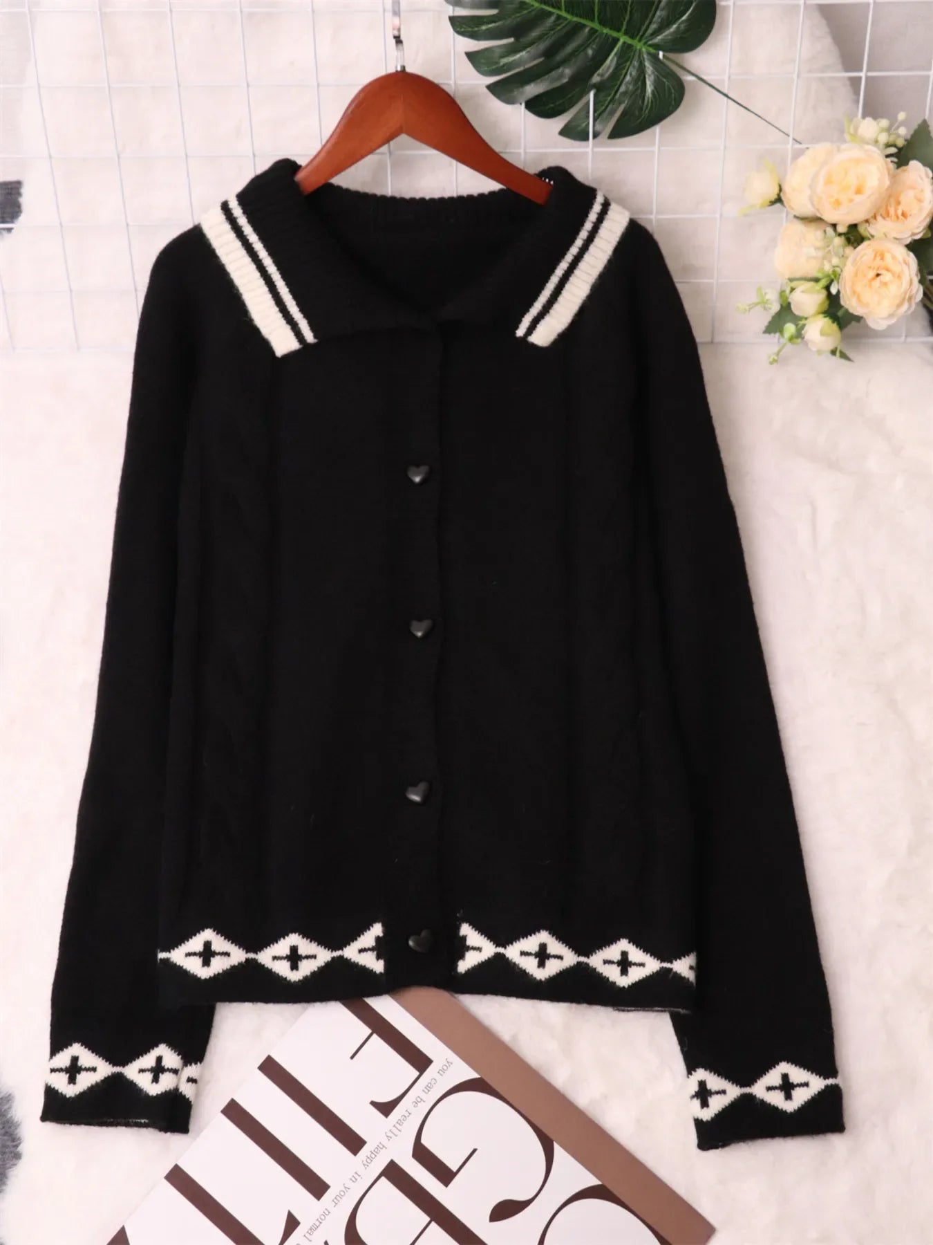 Heart Button Long Sleeve Cardigan - Makw Official Site