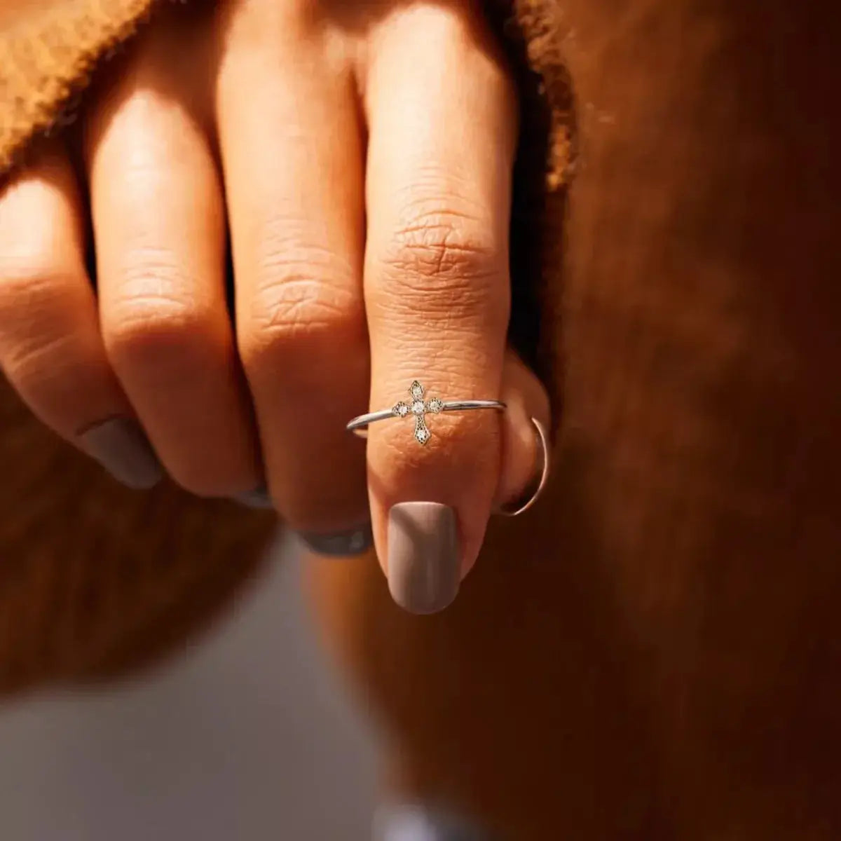925 Sterling Silver Zircon Cross Ring - Makw Official Site
