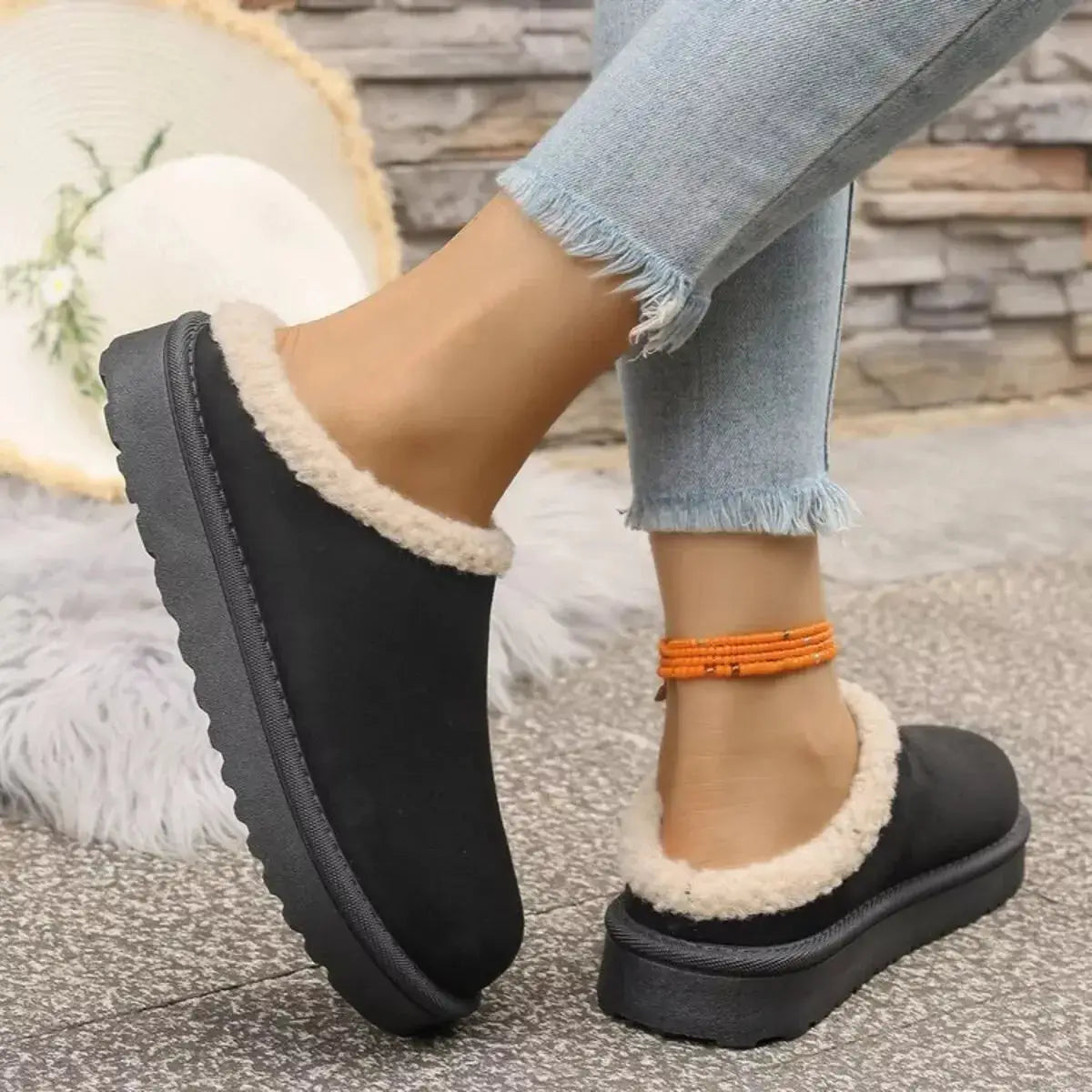 Cozy Plush Lined Platform Slippers - Makw Official Site
