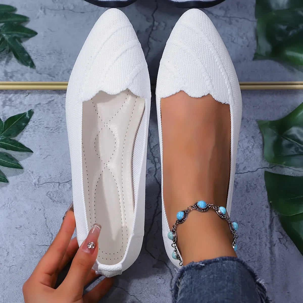 Point Toe Flat Slip-Ons - Makw Official Site