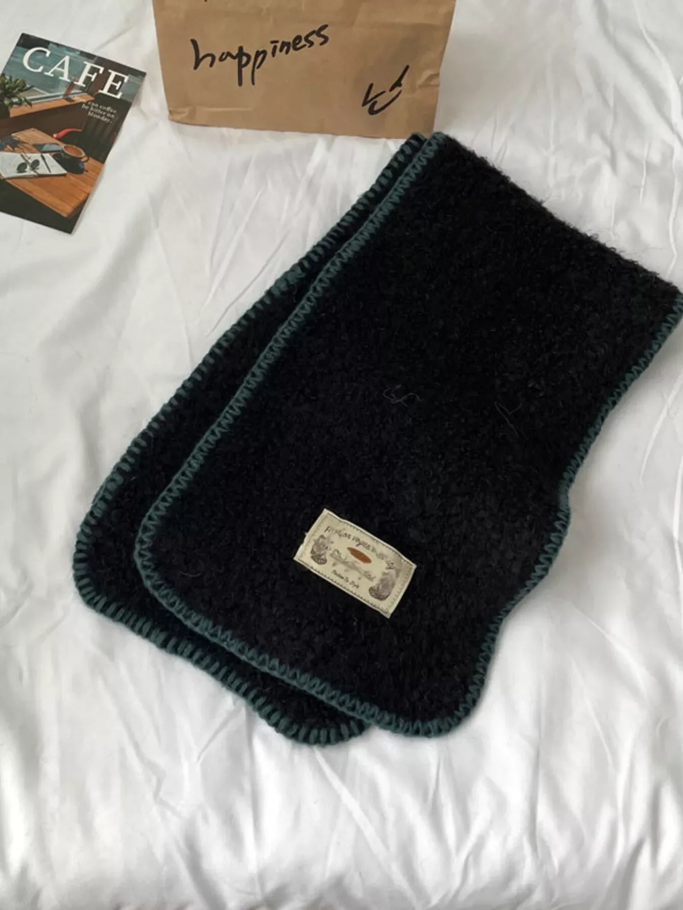 Contrast Trim Plush Winter Scarf - Makw Official Site