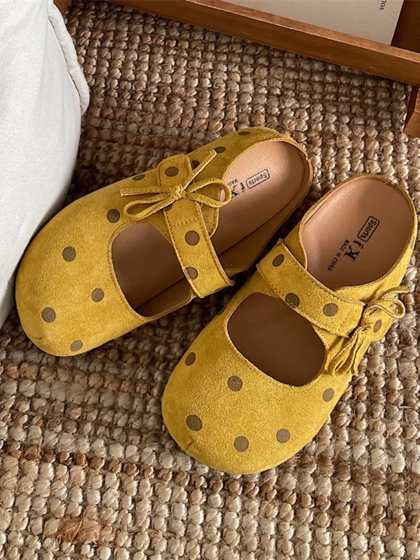 Polka Dot Round Toe Slip-Ons - Makw Official Site