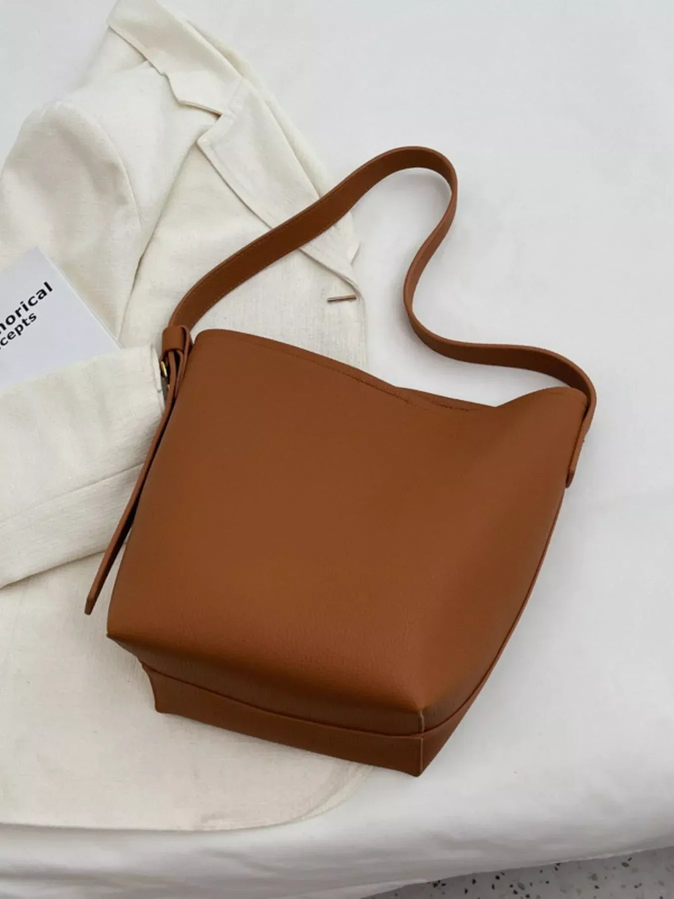Minimalist PU Leather Shoulder Bag - Makw Official Site