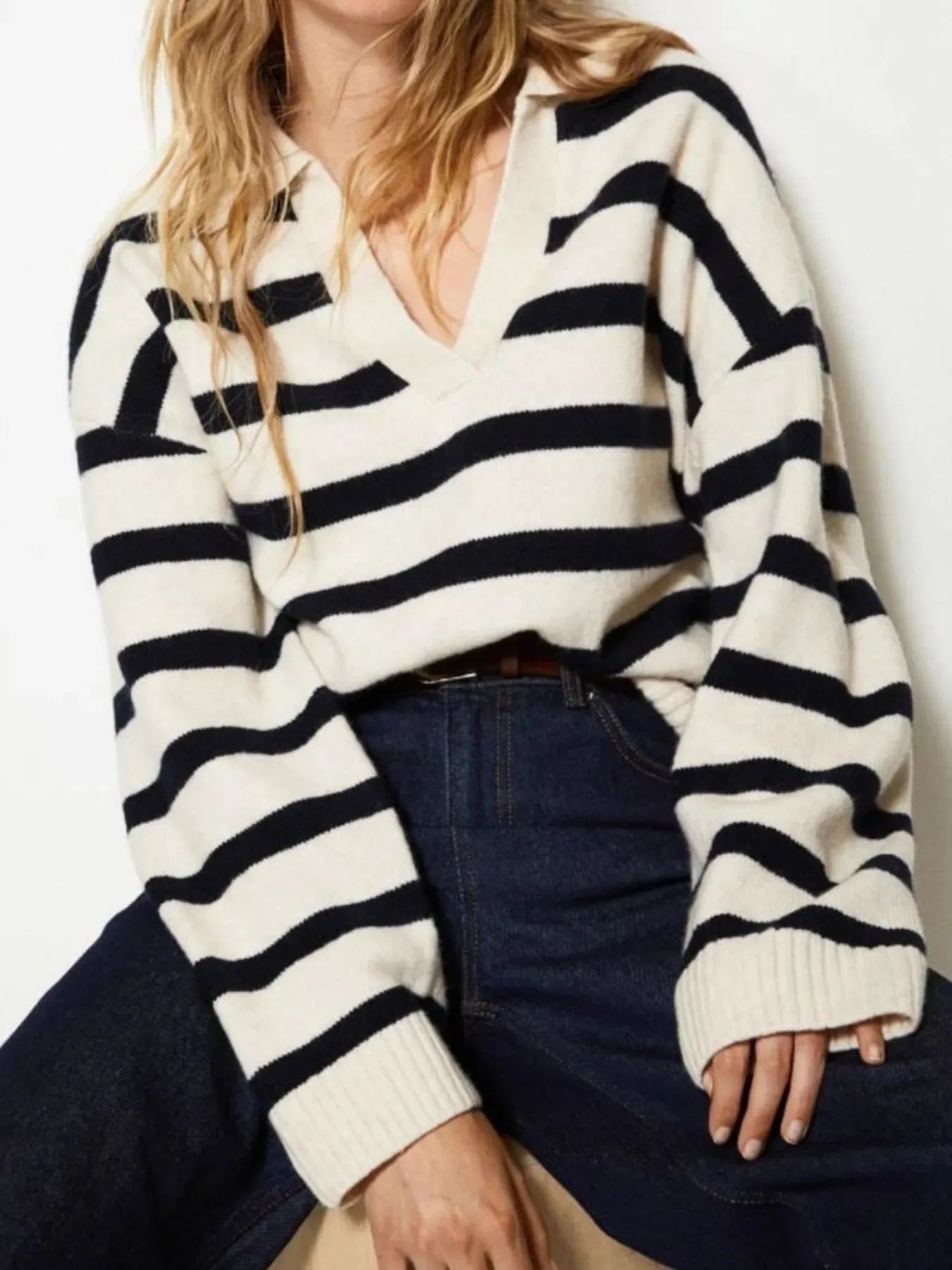 Striped Johnny Collar Long Sleeve Sweater - Makw Official Site