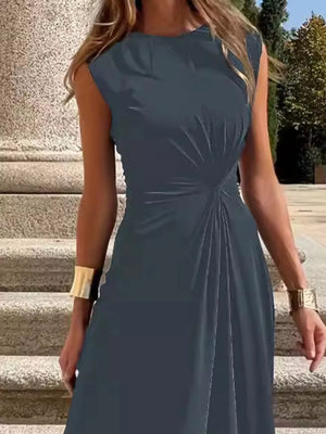 Twisted Round Neck Sleeveless Maxi Dress - Makw Official Site