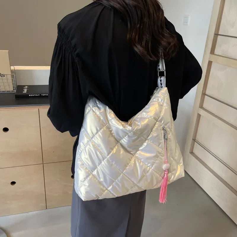 Quilted Nylon Travel Bag - Makw Official Site