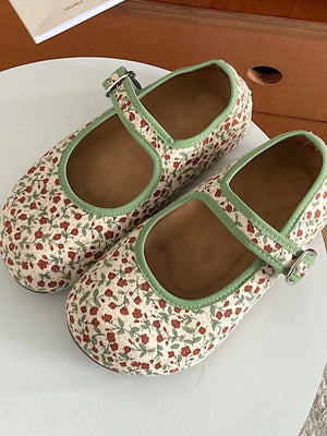 Round Toe Flat Slip-Ons - Makw Official Site