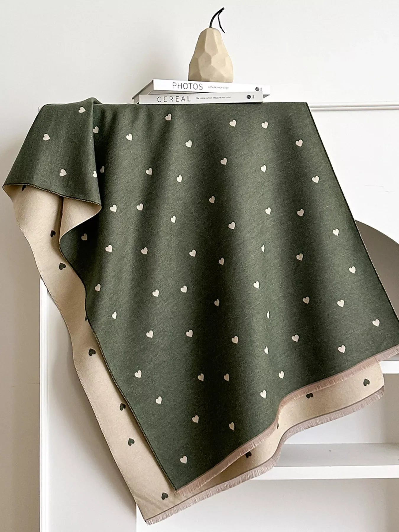 Heart Raw Hem Scarf - Makw Official Site