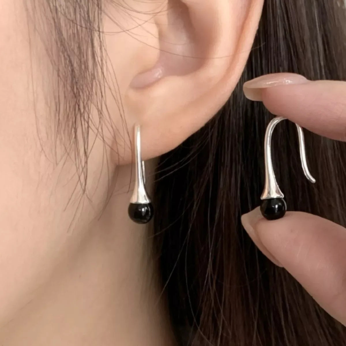 Teardrop Hook Earrings - Makw Official Site