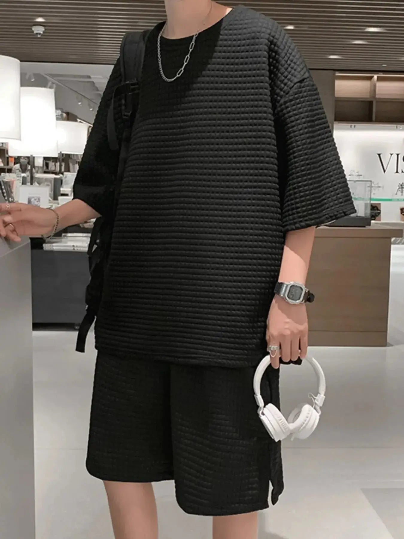 Men's Textured Short Sleeve T-Shirt and Shorts Set - Makw Official Site