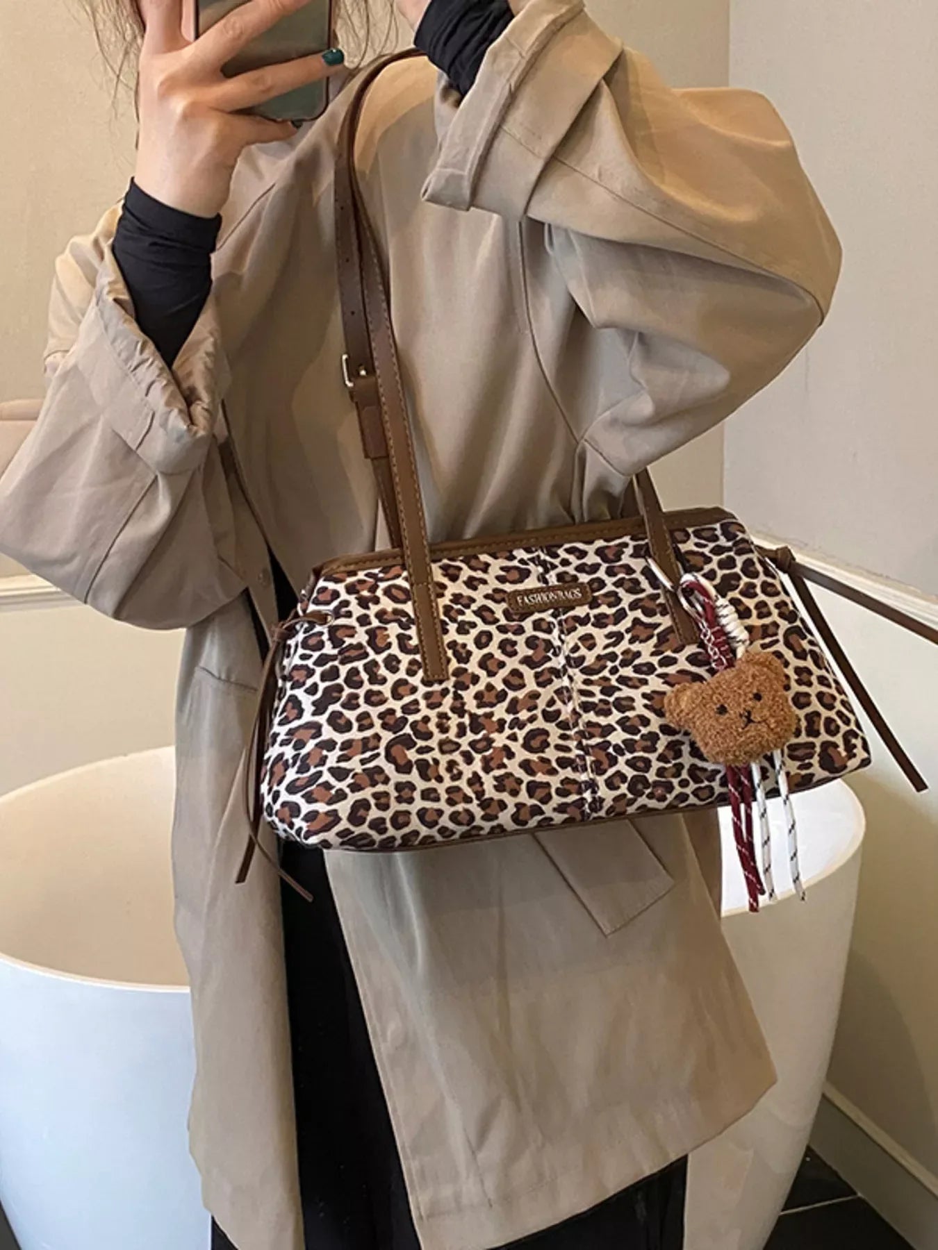 Leopard Adjustable Strap Shoulder Bag - Makw Official Site