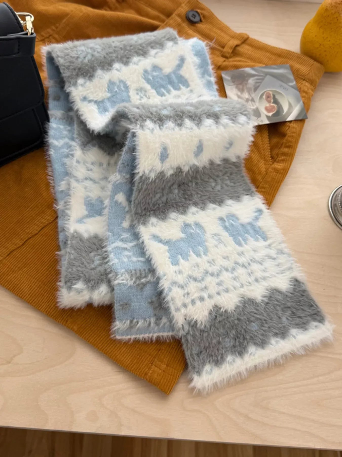Animal Pattern Fuzzy Scarf - Makw Official Site