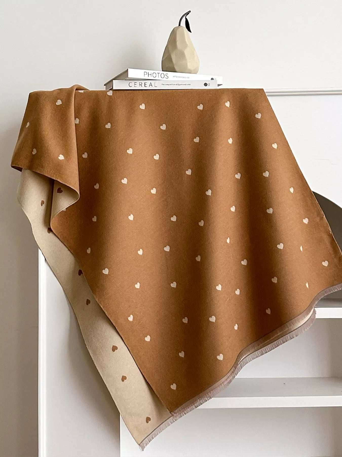 Heart Raw Hem Scarf - Makw Official Site