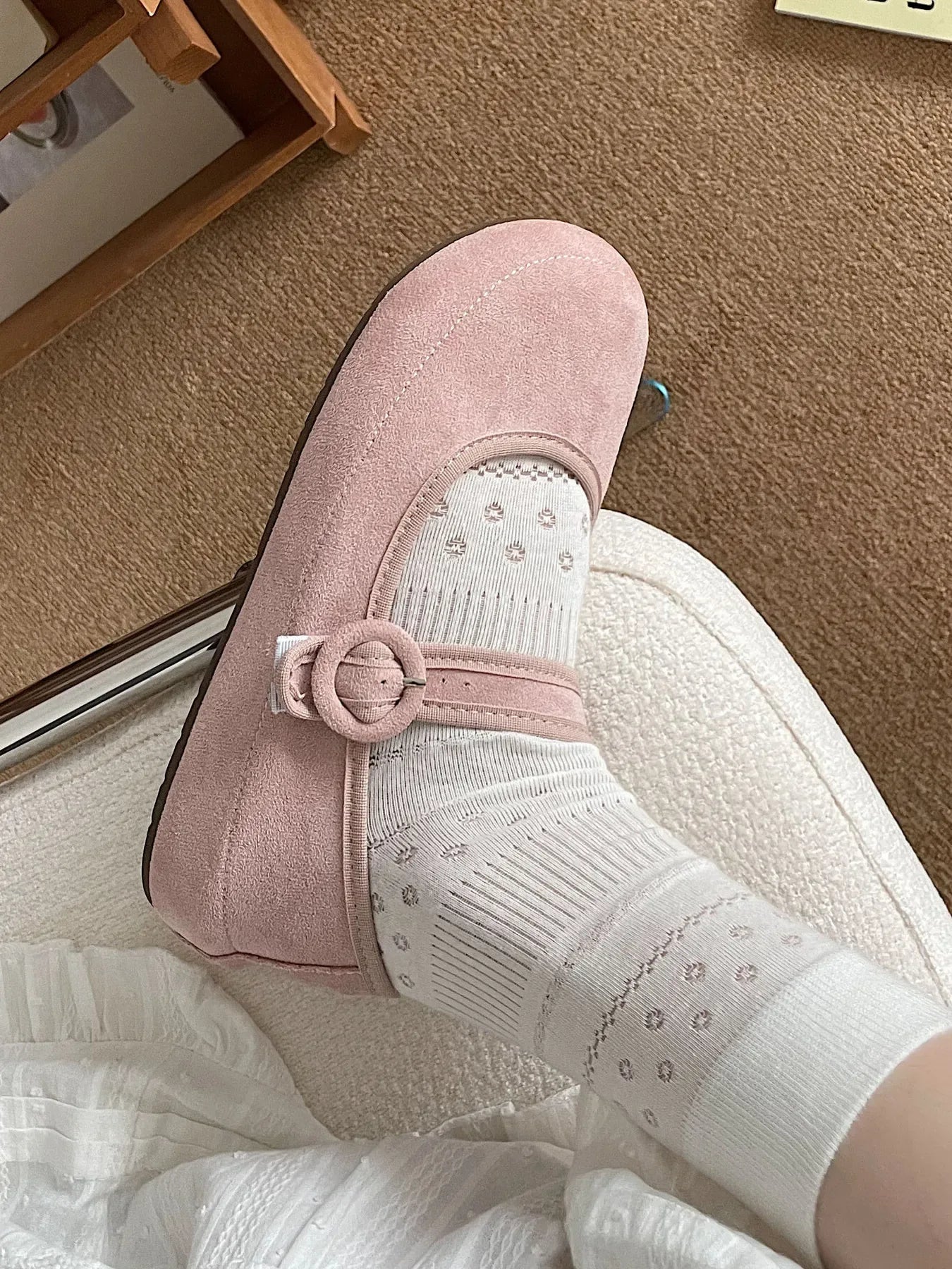 Round Toe Flat Slip-Ons - Makw Official Site