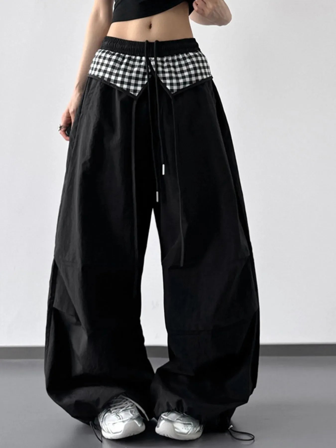 Wide Leg Pants with Checkered Detail - Makw Official Site