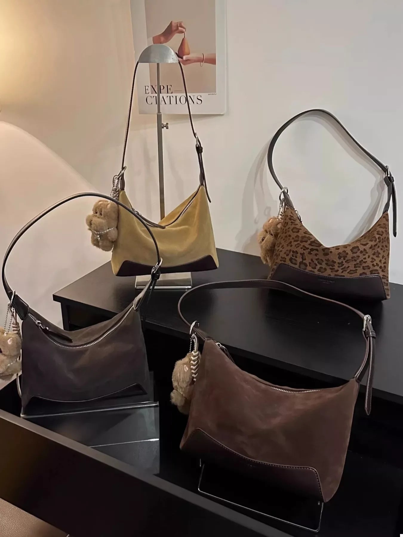 Adjustable Strap Shoulder Bag - Makw Official Site