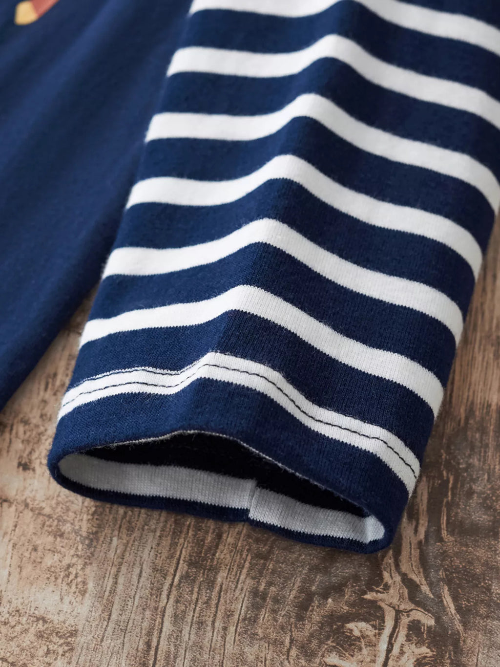 42f10cf476c24d1798e4bf0ed20513c1-Max-Origin