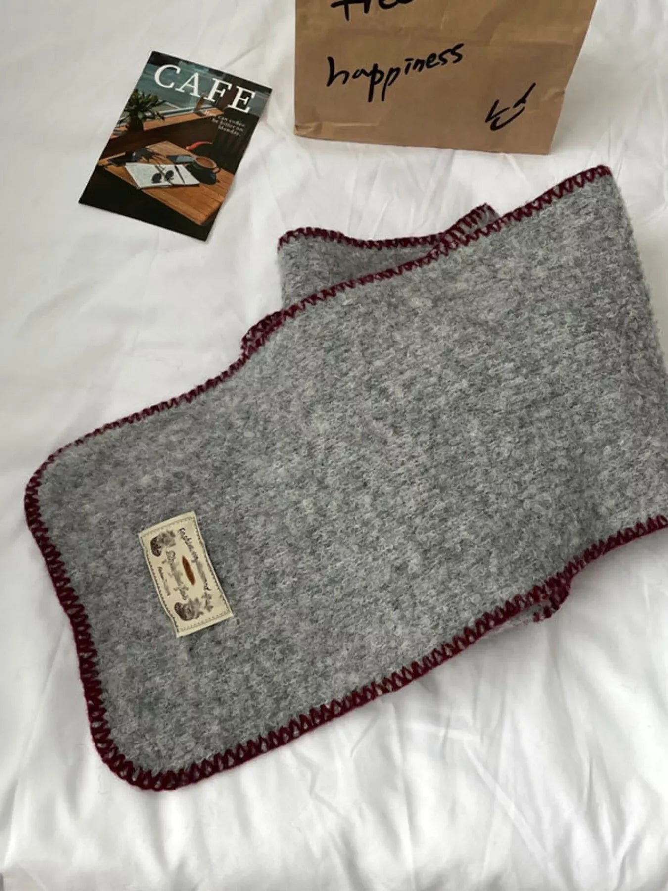 Contrast Trim Plush Winter Scarf - Makw Official Site