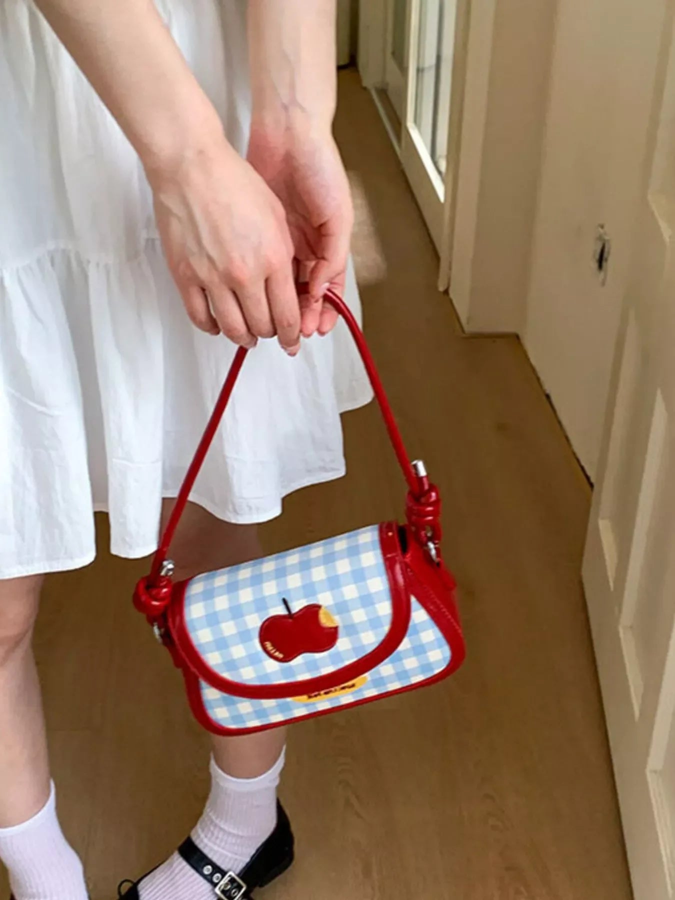 Apple Gingham Shoulder Bag - Makw Official Site