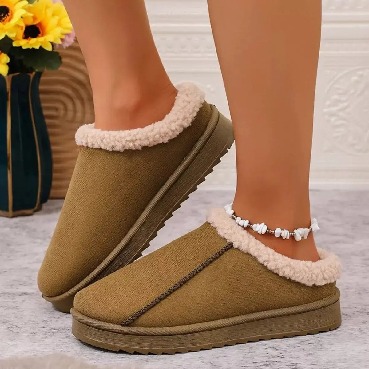 Cozy Plush Lined Clog Slippers - Makw Official Site