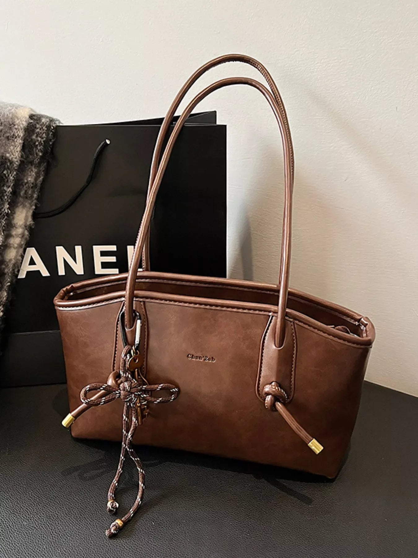 Vintage Style Leather Shoulder Bag - Makw Official Site