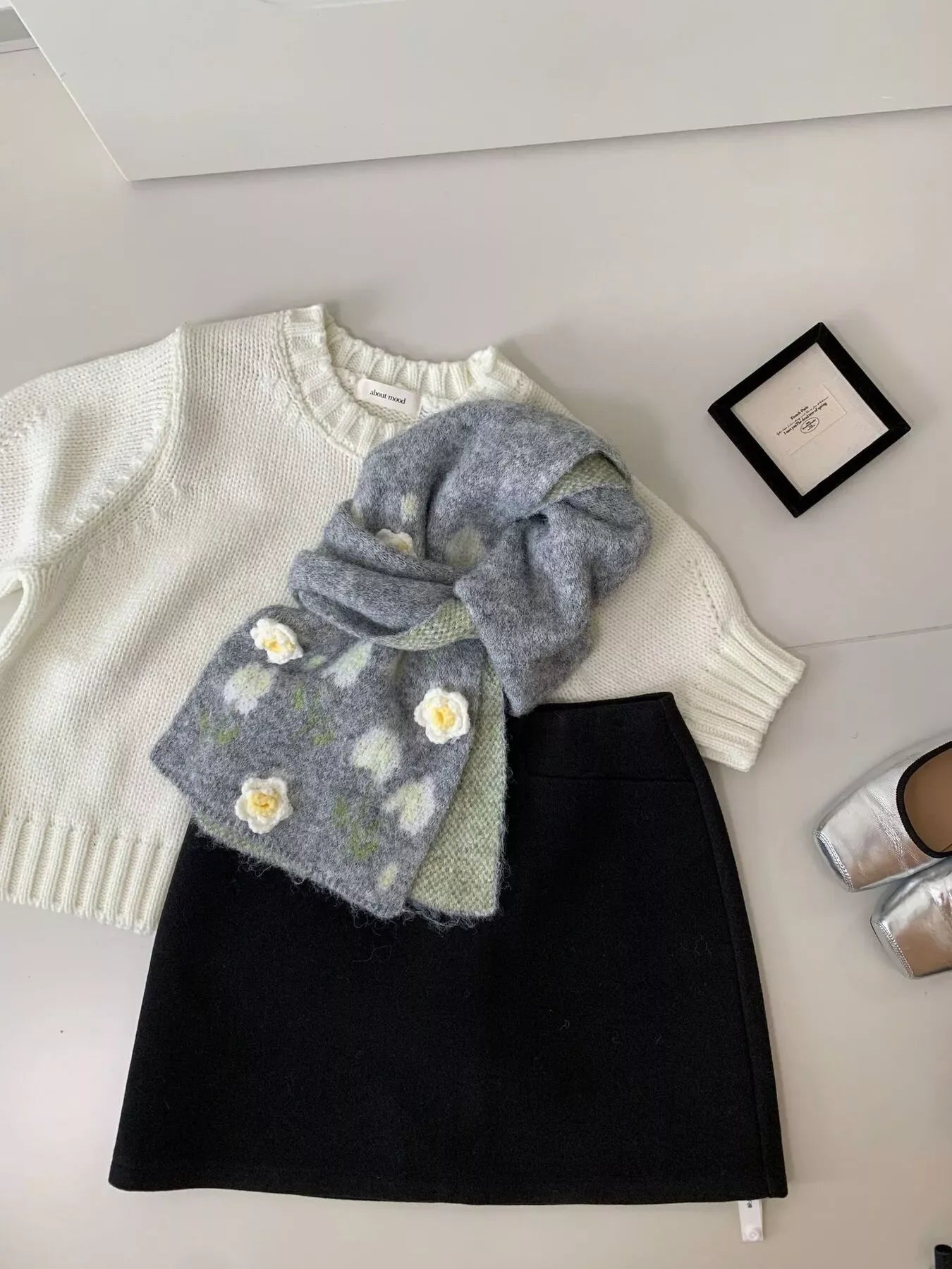 Floral Soft Winter Scarf - Makw Official Site