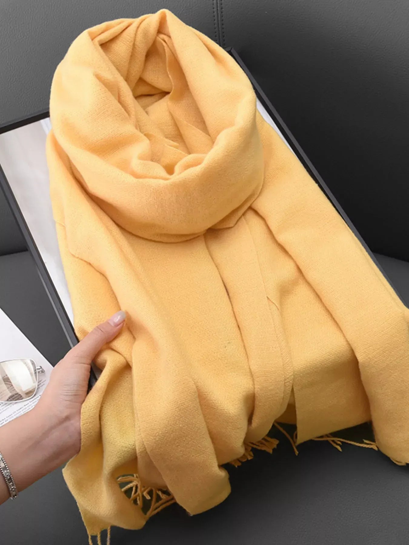 Solid Color Fringe Scarf - Makw Official Site