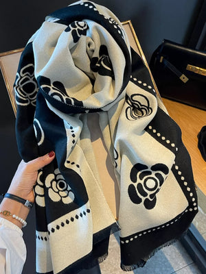 Floral Pattern Raw Hem Scarf - Makw Official Site