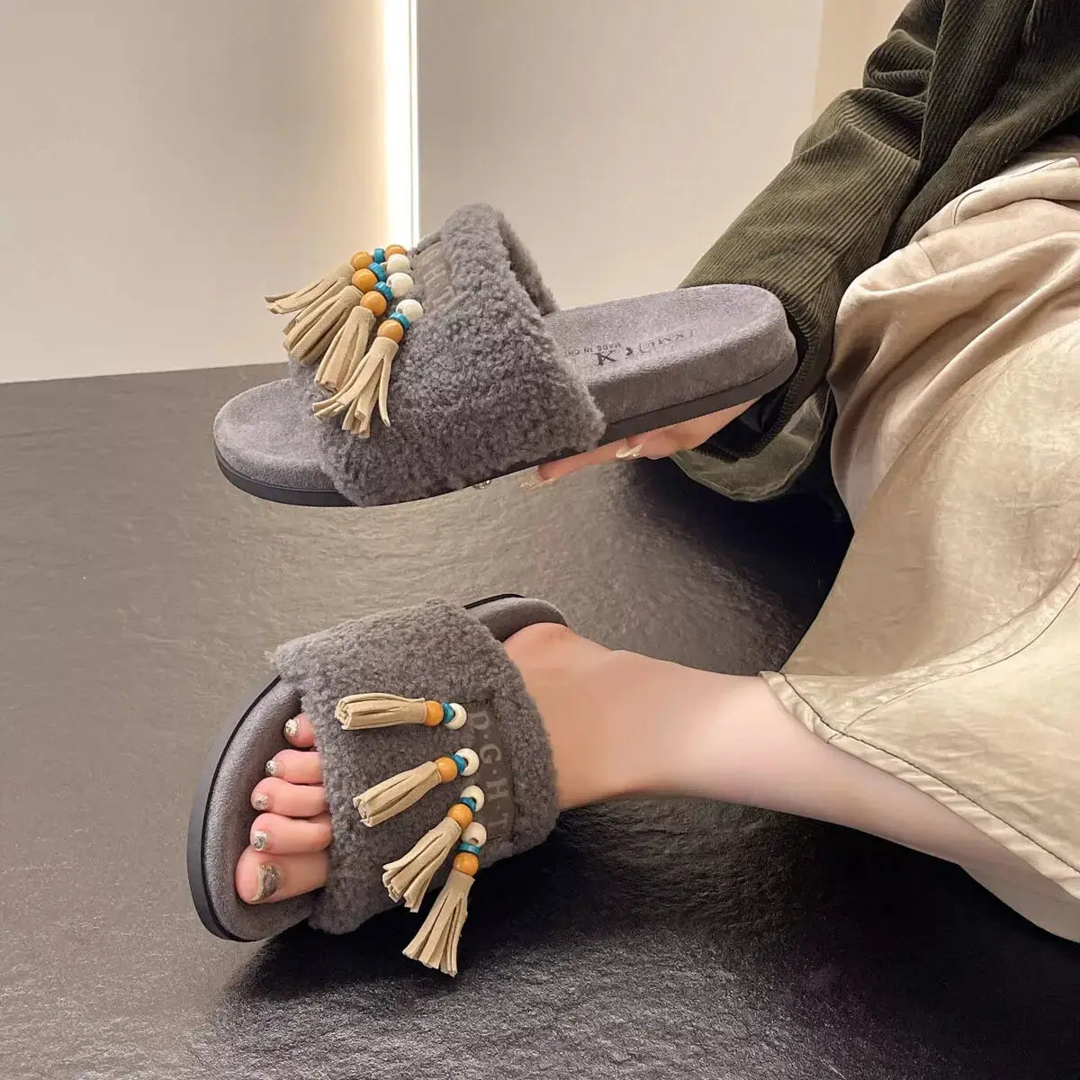 Tassel Open Toe Slippers - Makw Official Site