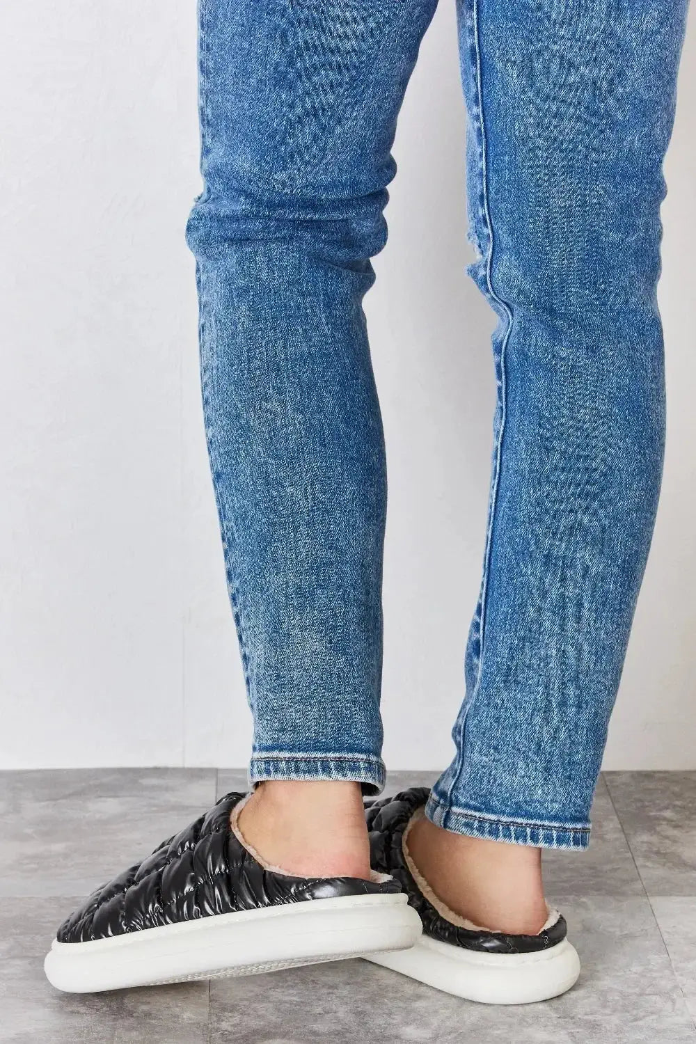 Melody Puffer Plush Slippers - Makw Official Site