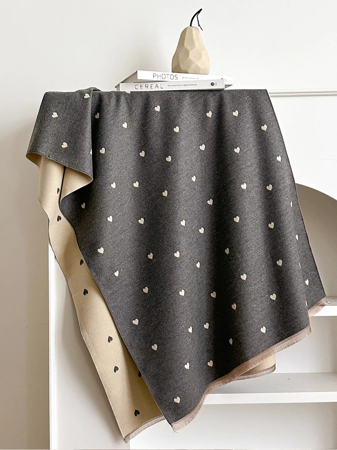 Heart Raw Hem Scarf - Makw Official Site