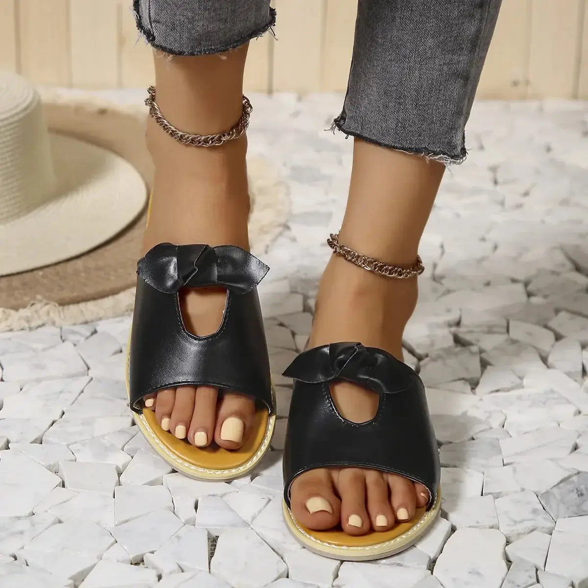 Casual Open Toe Cutout Detail Sandals - Makw Official Site