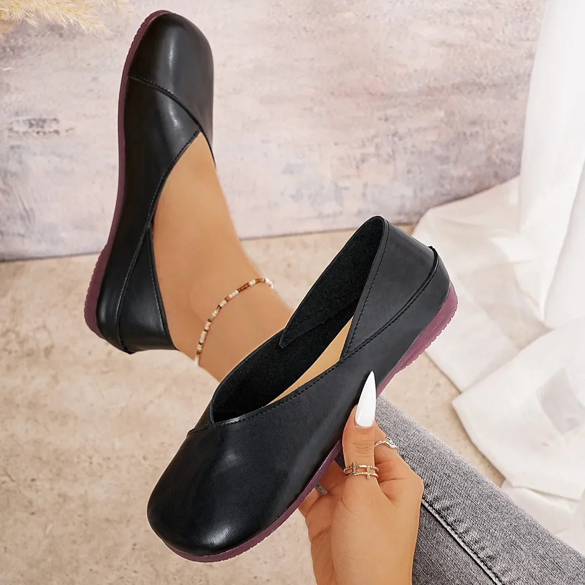 Round Toe Flats Slip-Ons - Makw Official Site