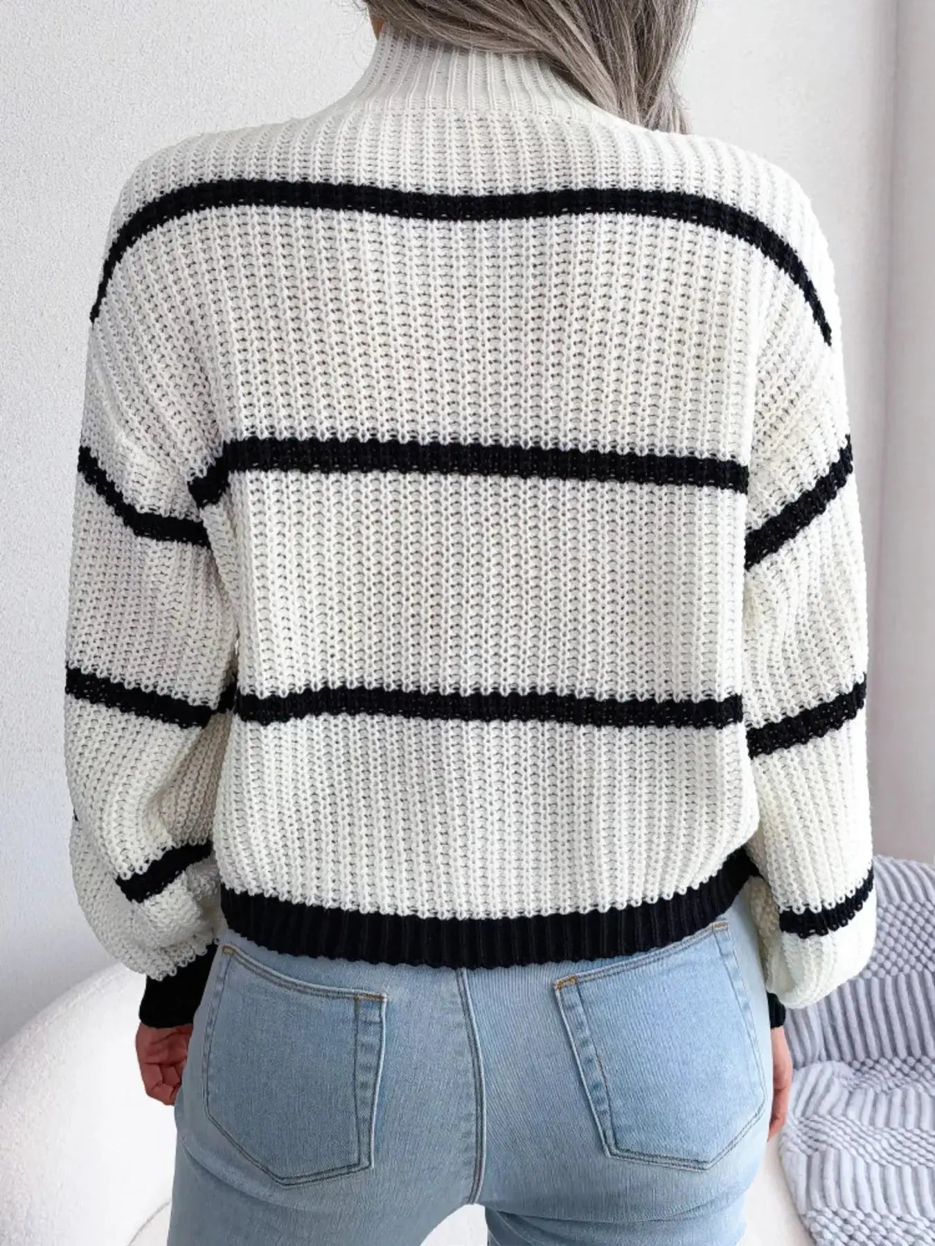 Striped Mock Neck Knit Sweater - Makw Official Site