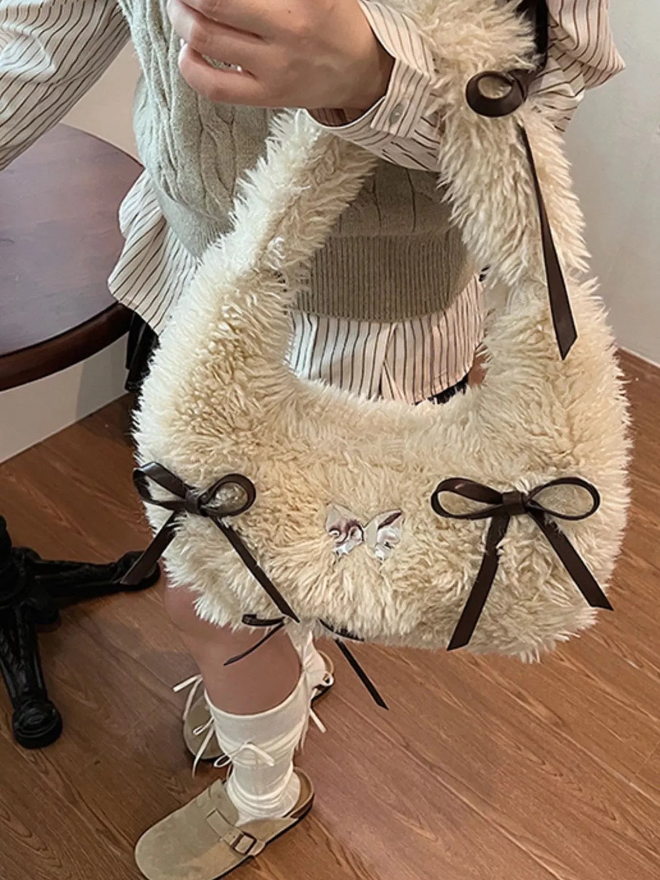 Fluffy Bow Shoulder Bag - Makw Official Site