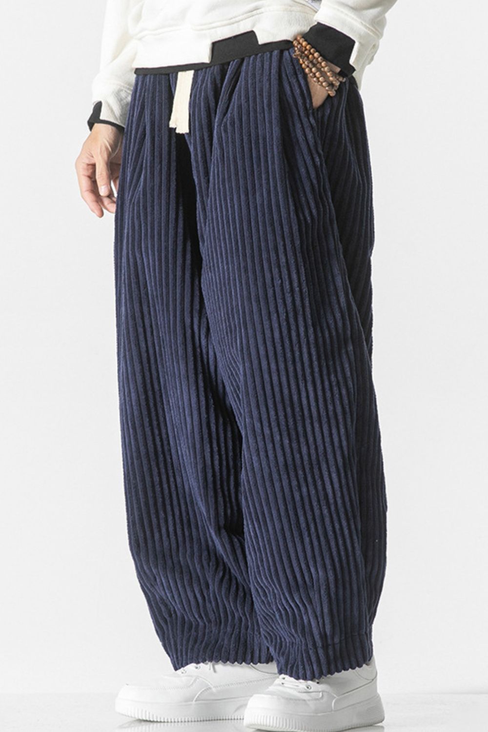 835a2c11-6678-41fa-a157-515b24dd5fd6-Max