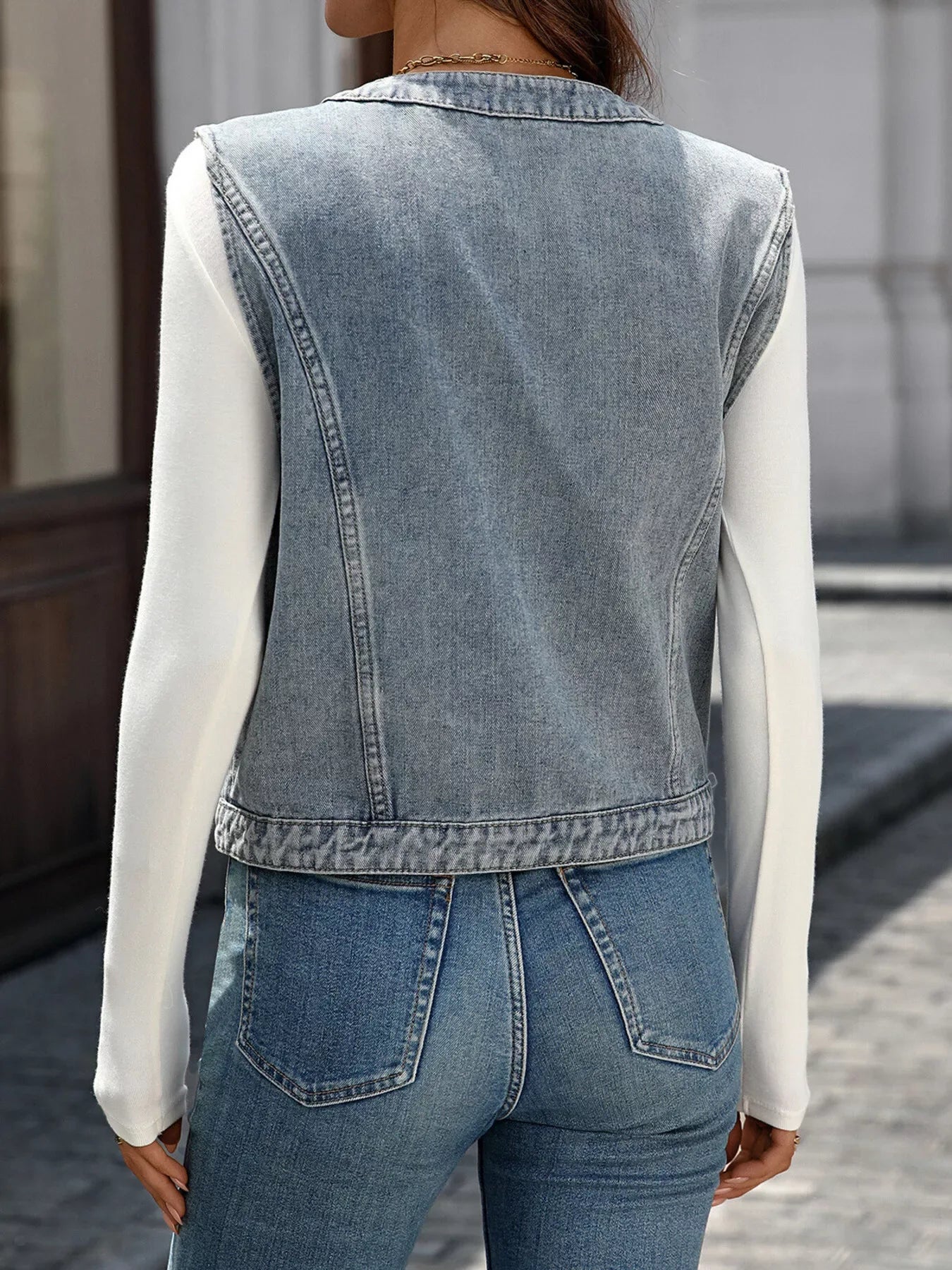Button-Down Denim Vest - Makw Official Site