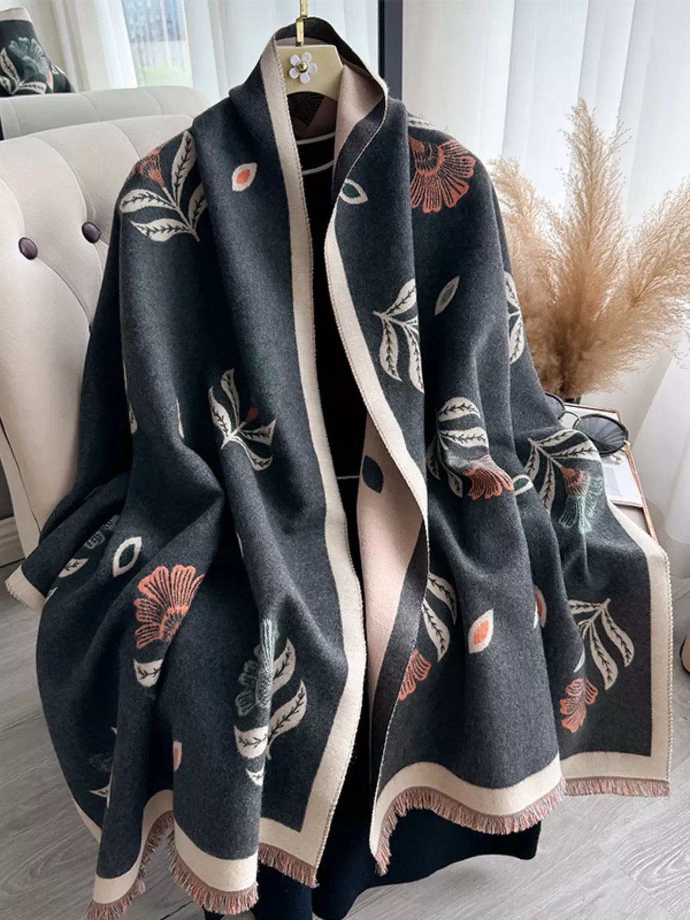 Printed Raw Hem Shawl - Makw Official Site