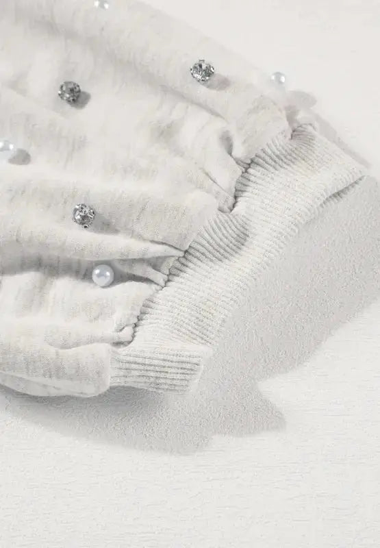 Rhinestone Pearl Detail Round Neck Puff Sleeve Top - Makw Official Site