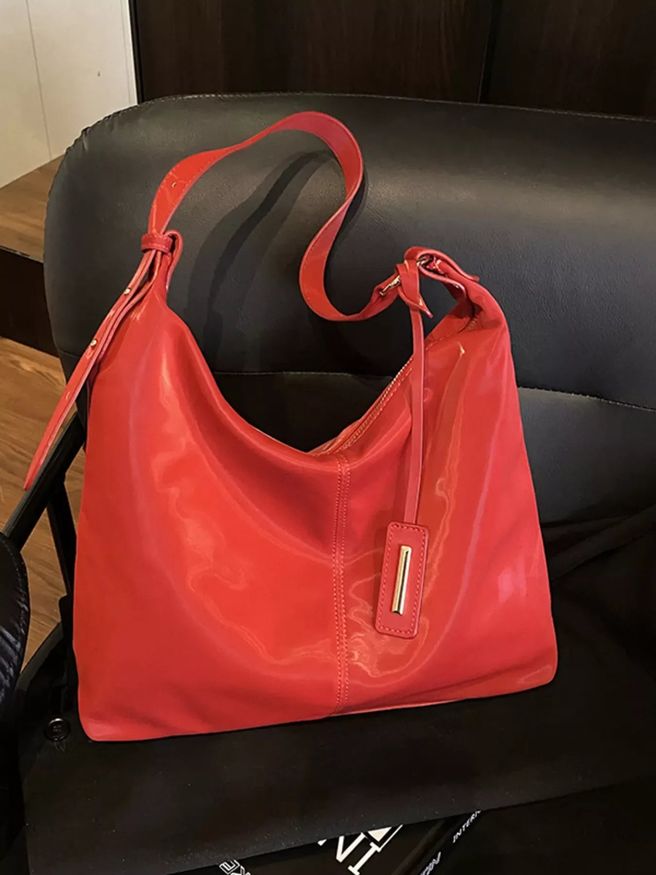 Solid Color Leather Shoulder Bag - Makw Official Site