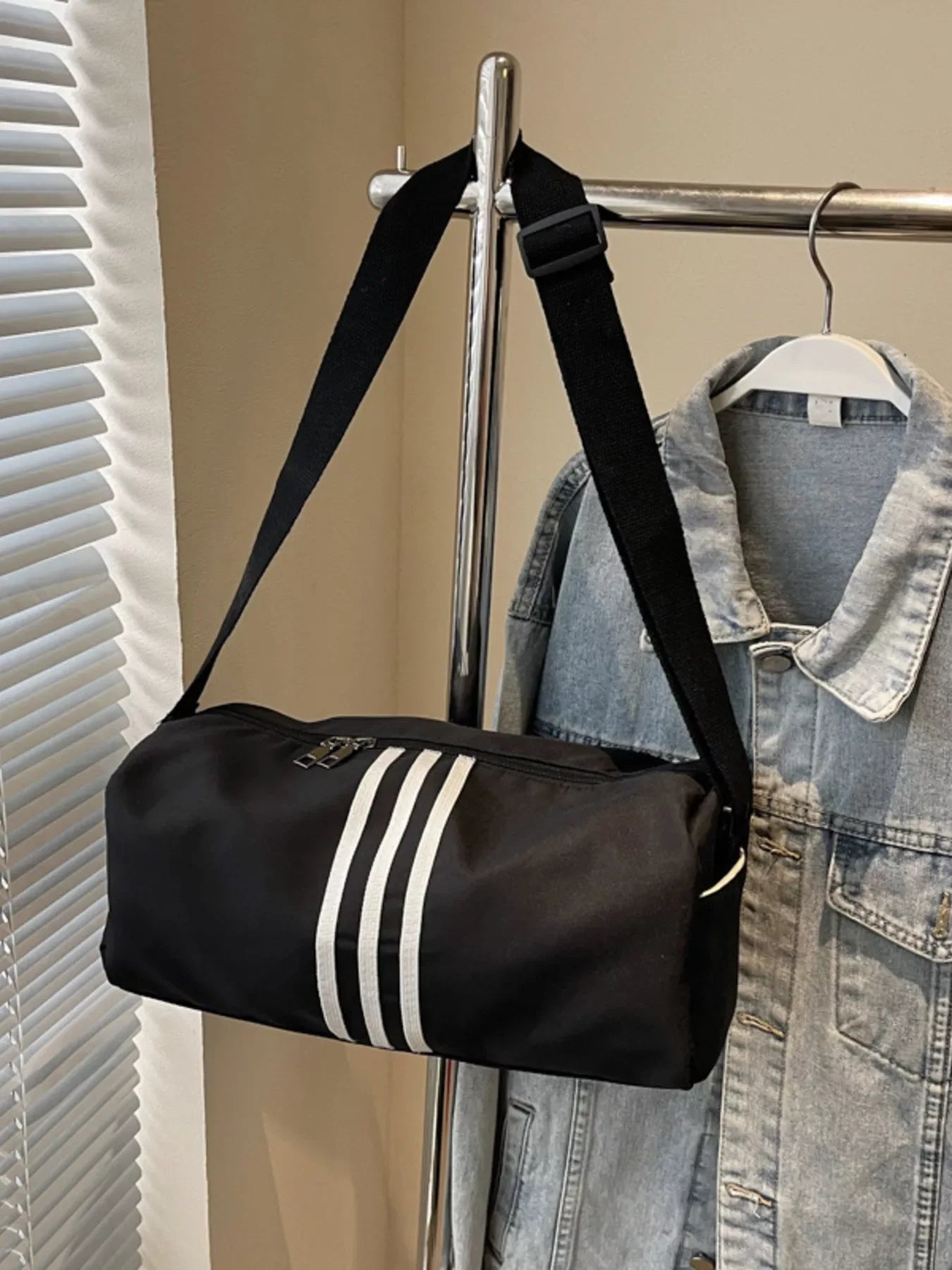 Striped Adjustable Strap Duffel Bag - Makw Official Site