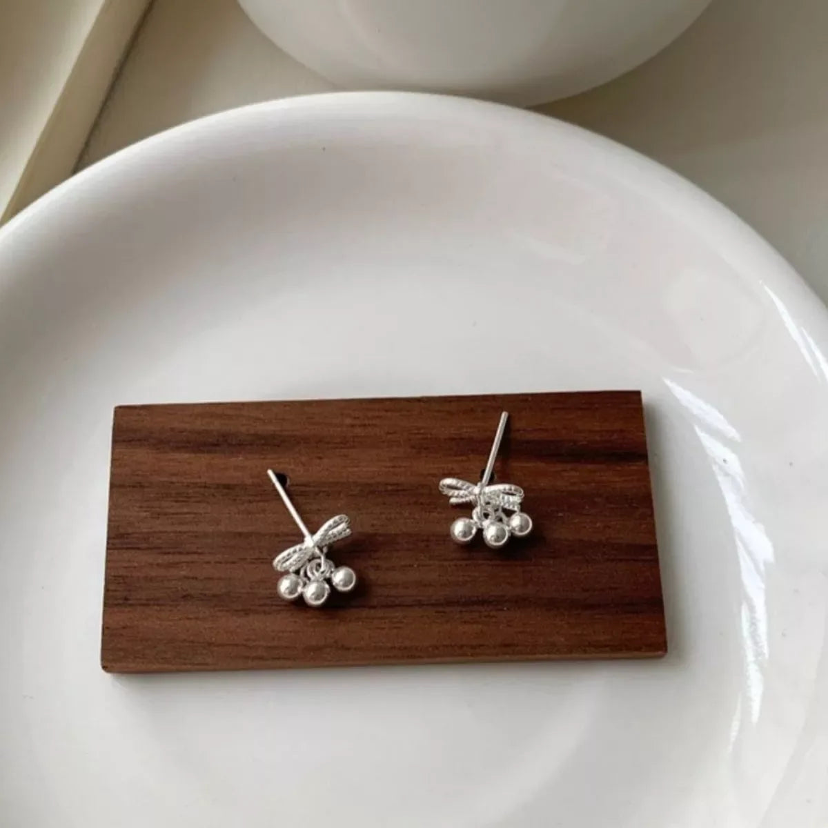 Bowknot Drop Earrings - Makw Official Site
