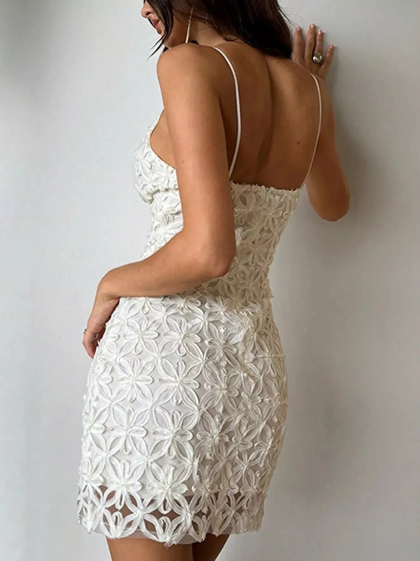 Lace Bodycon Mini Dress - Makw Official Site