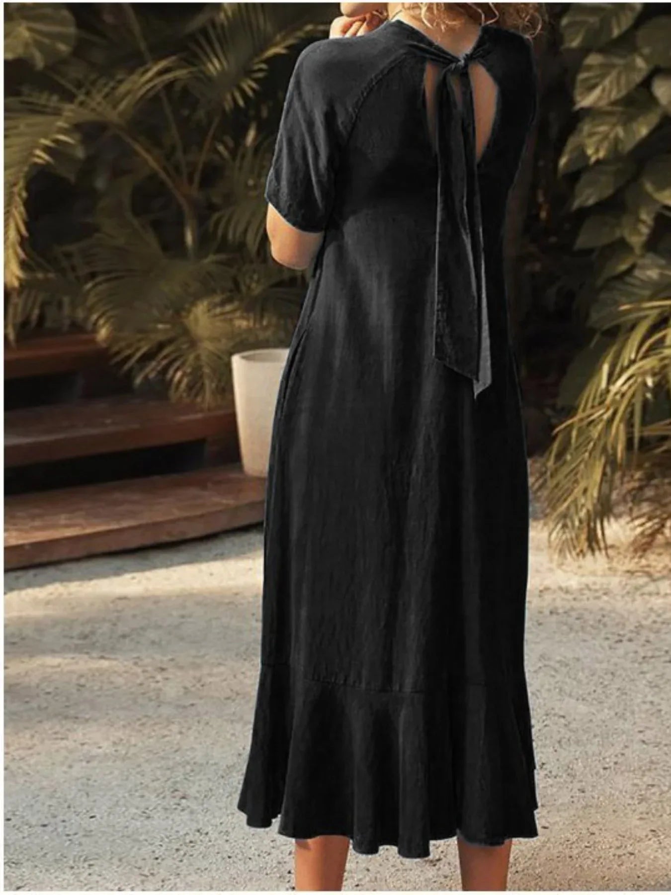 V-Neck Short Sleeve Dress with Pockets - Makw Official Site